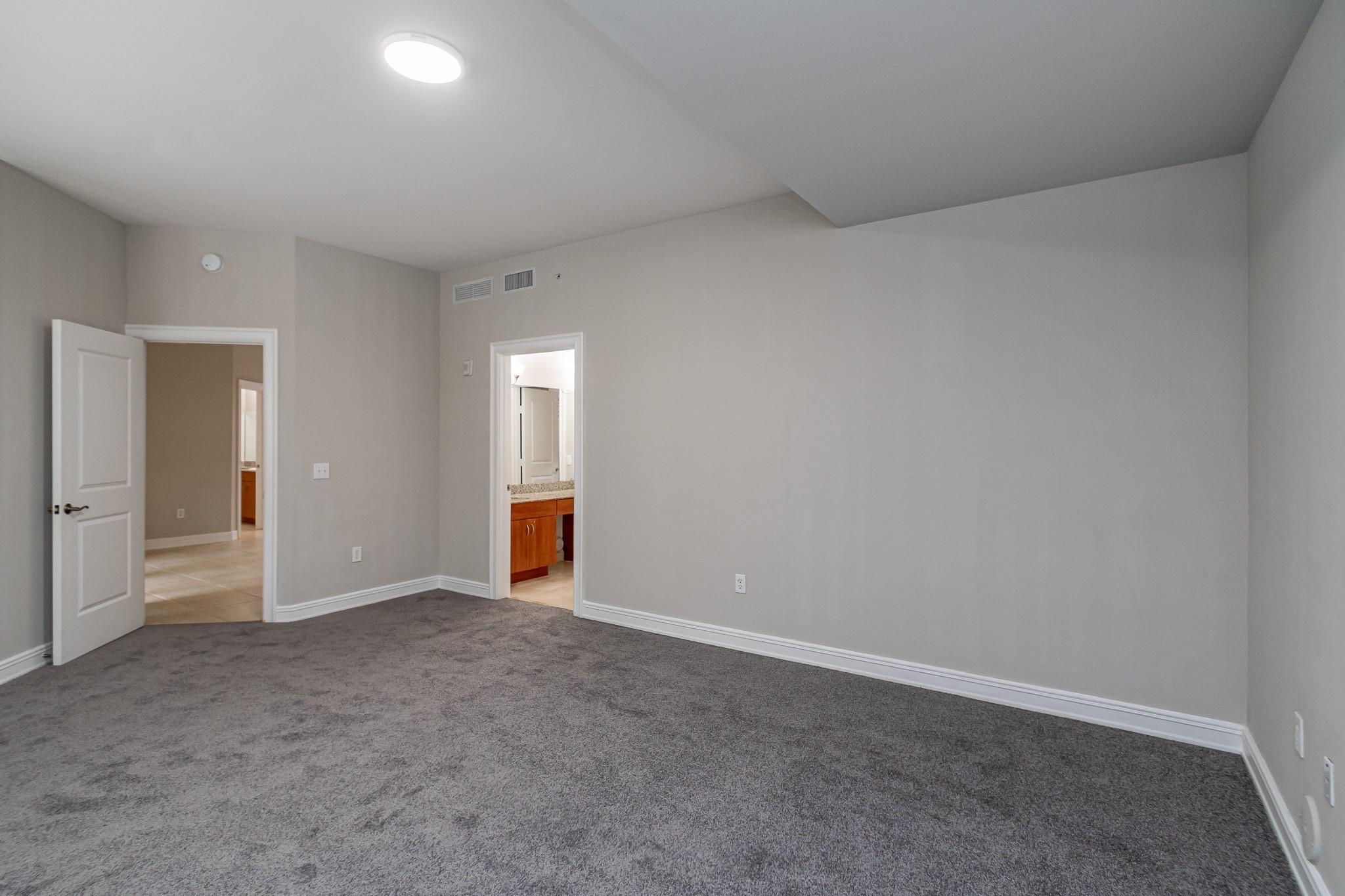 16101 Emerald Estates Dr #146 Weston, FL 33331