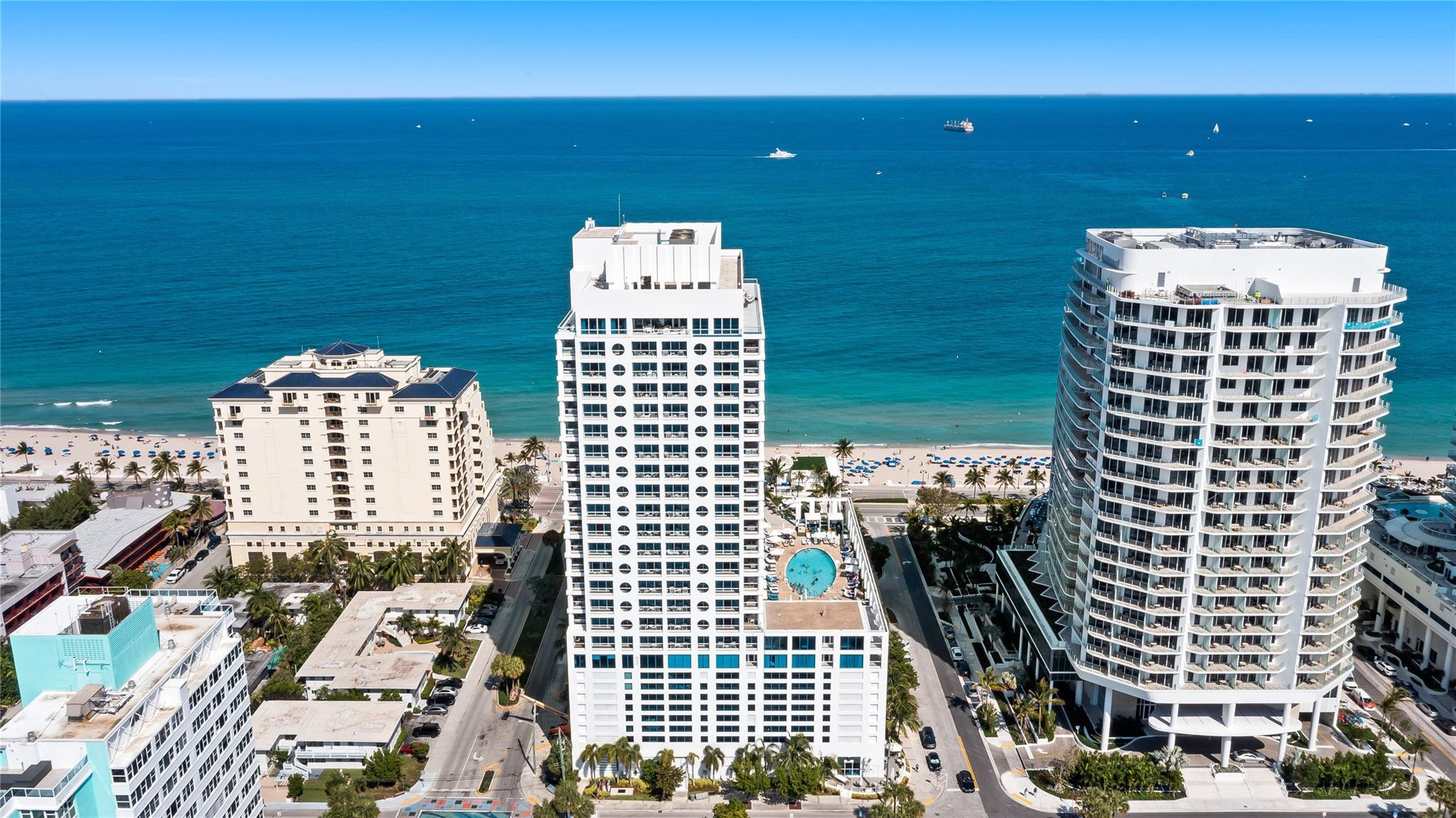 551 N Fort Lauderdale Bch #H906 Fort Lauderdale, FL 33304