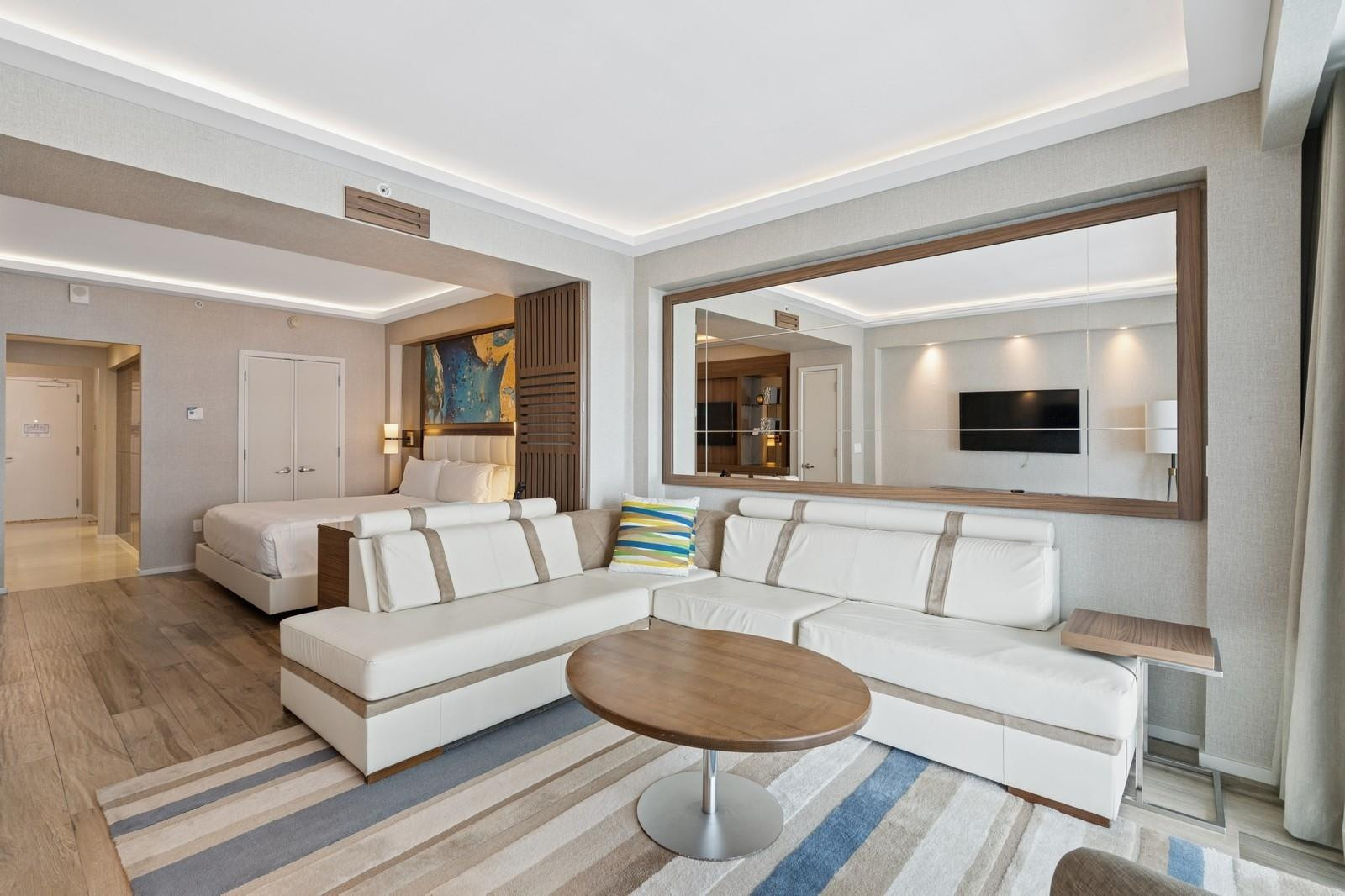 551 N Fort Lauderdale Bch #H906 Fort Lauderdale, FL 33304