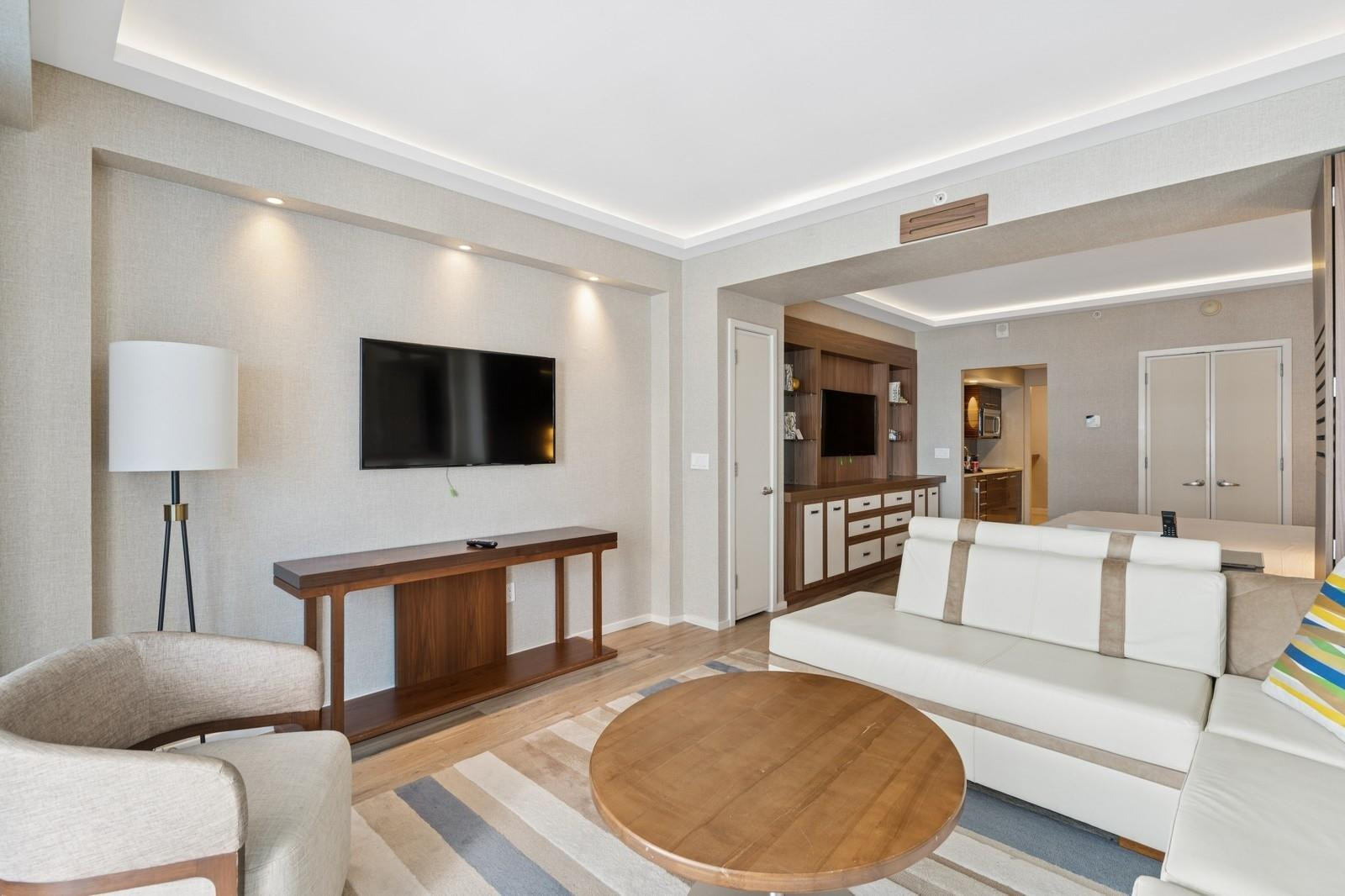 551 N Fort Lauderdale Bch #H906 Fort Lauderdale, FL 33304