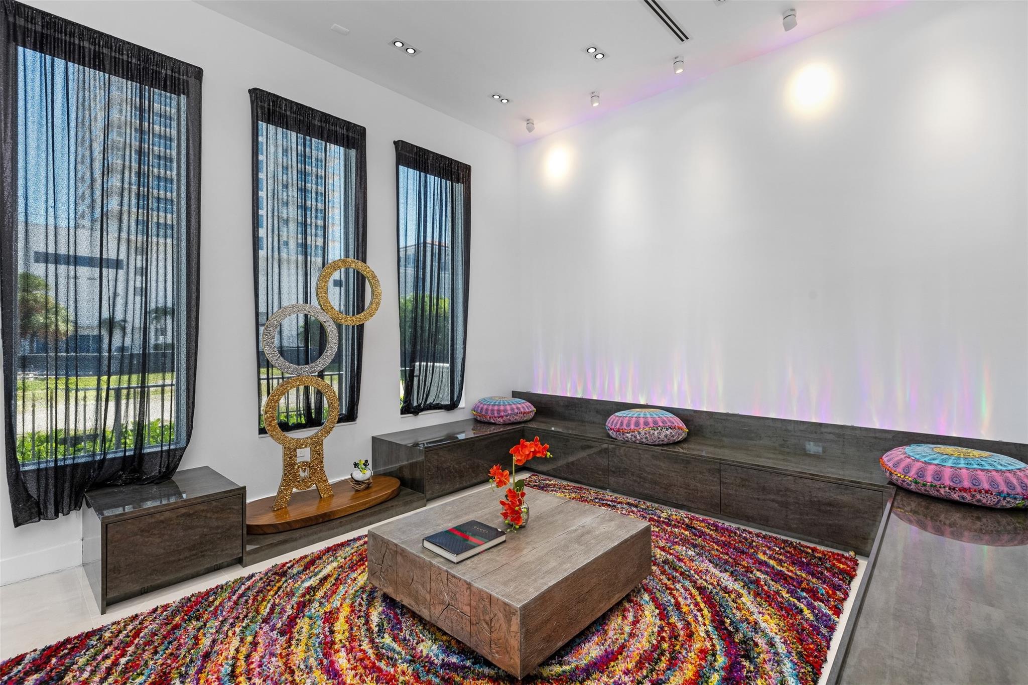 3021 Riomar St Fort Lauderdale, FL 33304