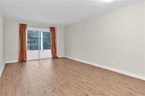 8590 Sunrise Lks Blvd #107 Sunrise, FL 33322