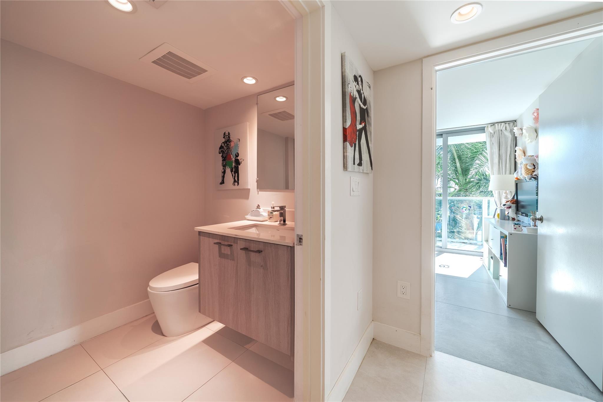 1133 102nd St #504 Bay Harbor Islands, FL 33154