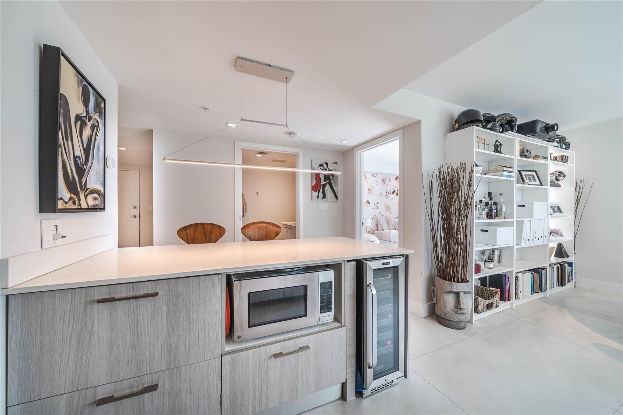 1133 102nd St #504 Bay Harbor Islands, FL 33154