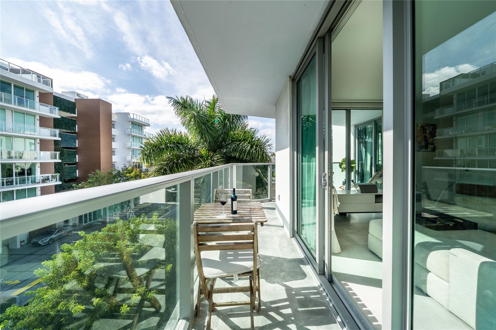 1133 102nd St #504 Bay Harbor Islands, FL 33154