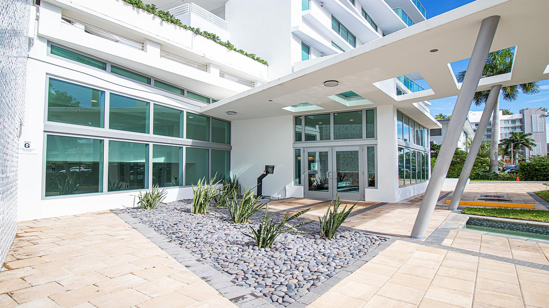 1133 102nd St #504 Bay Harbor Islands, FL 33154