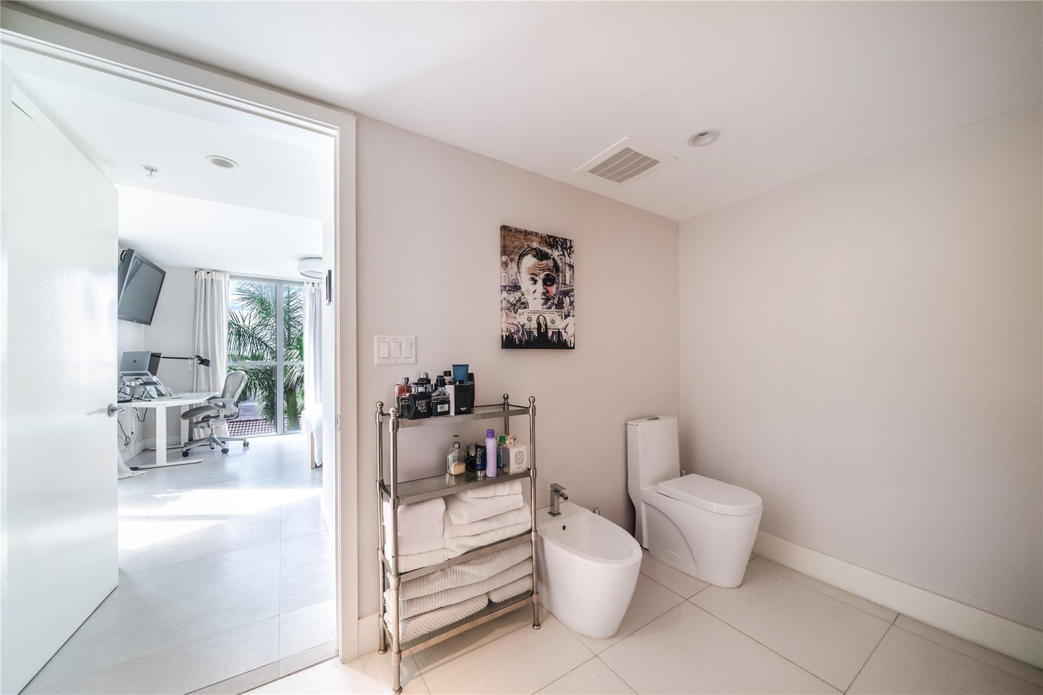 1133 102nd St #504 Bay Harbor Islands, FL 33154