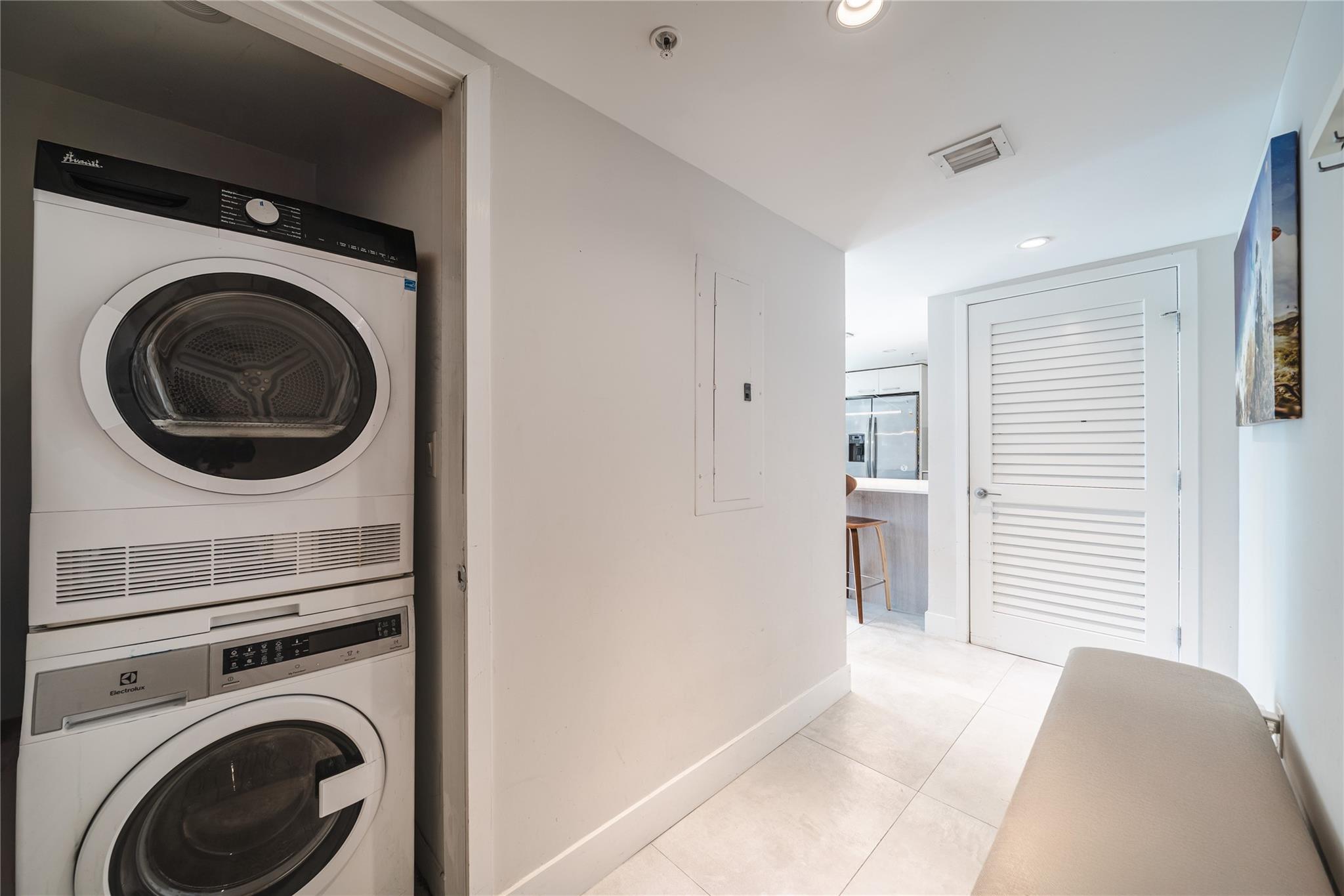 1133 102nd St #504 Bay Harbor Islands, FL 33154