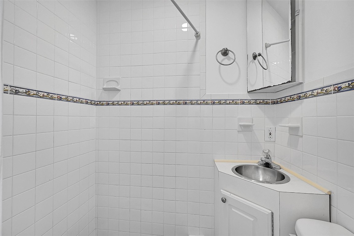 604 SW 6th Fort Lauderdale, FL 33315