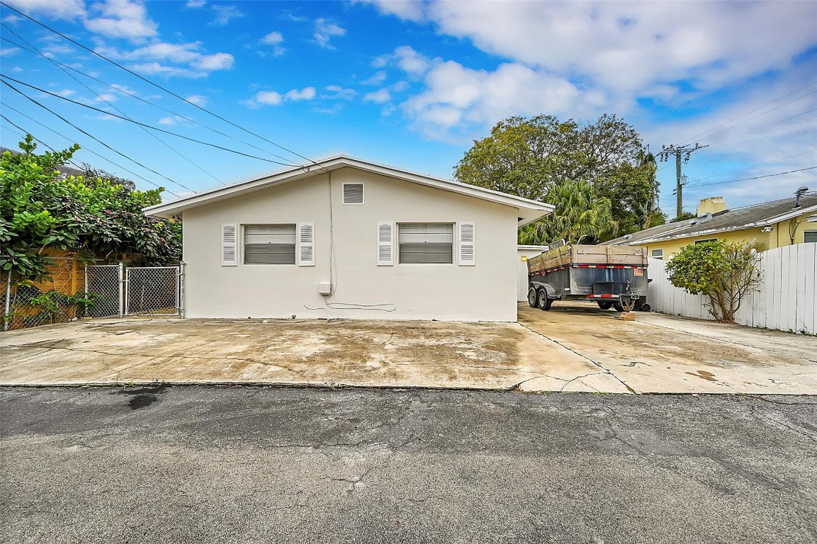 604 SW 6th Fort Lauderdale, FL 33315