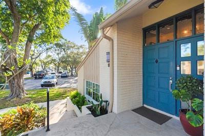 681 Kensington #D101