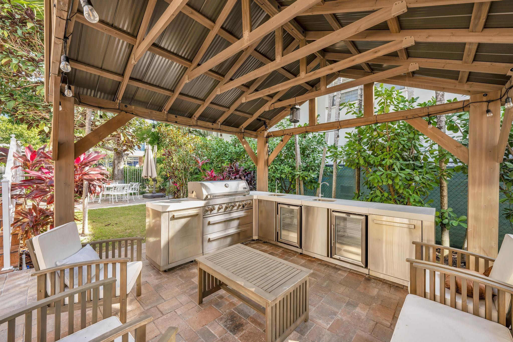 925 N Intracoastal #2 Fort Lauderdale, FL 33304