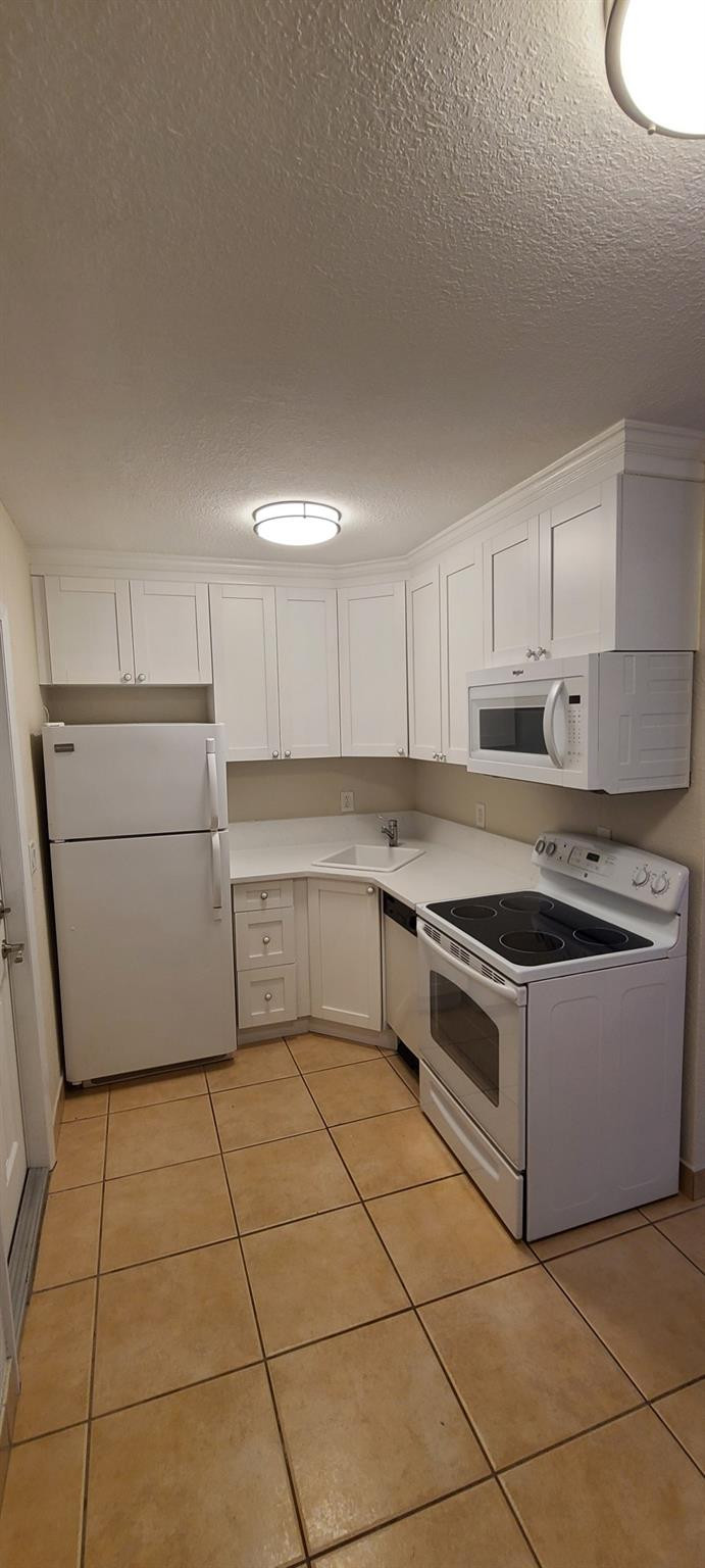 925 N Intracoastal #2 Fort Lauderdale, FL 33304