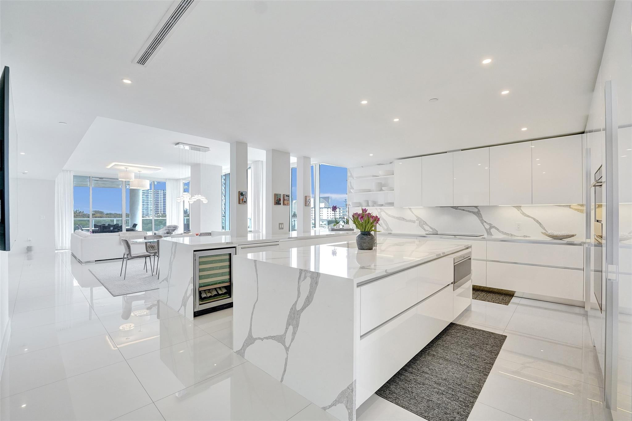 920 Intracoastal #503 Fort Lauderdale, FL 33304