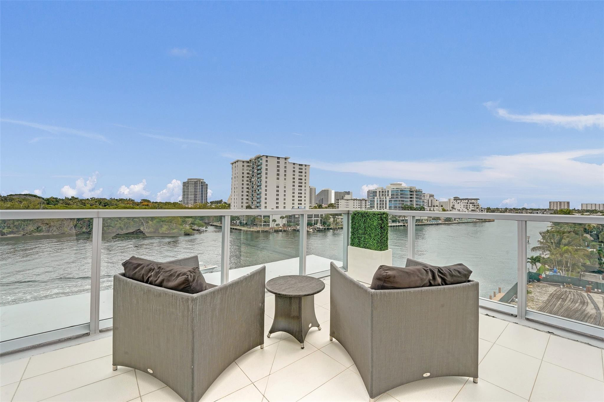 920 Intracoastal #503 Fort Lauderdale, FL 33304