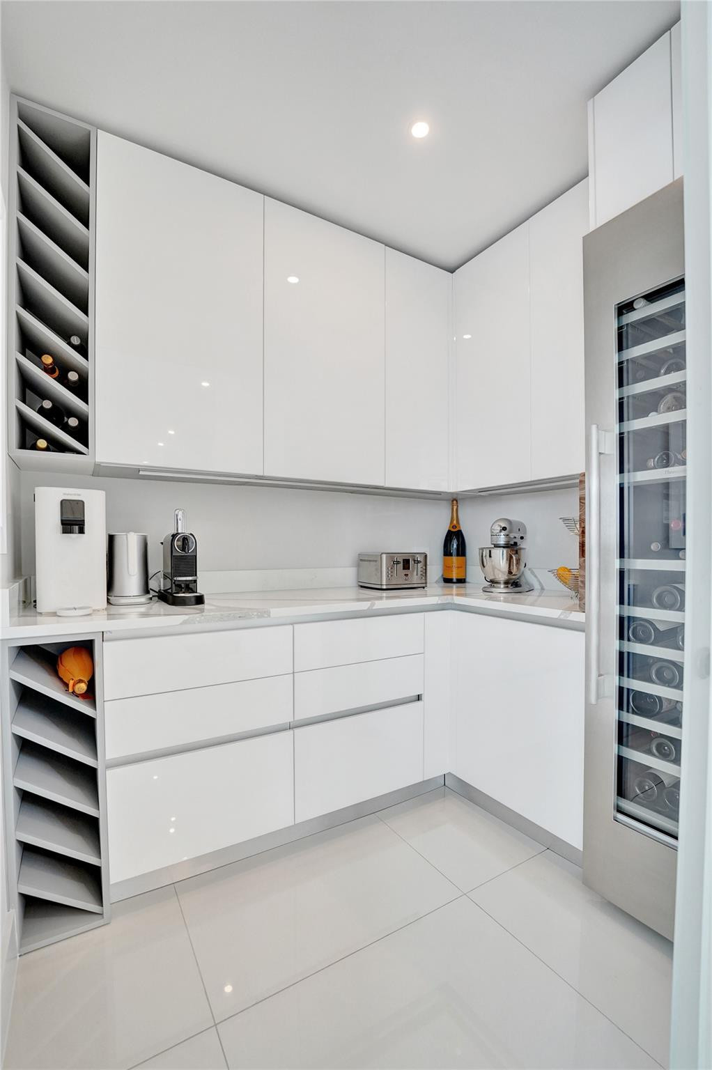 920 Intracoastal #503 Fort Lauderdale, FL 33304