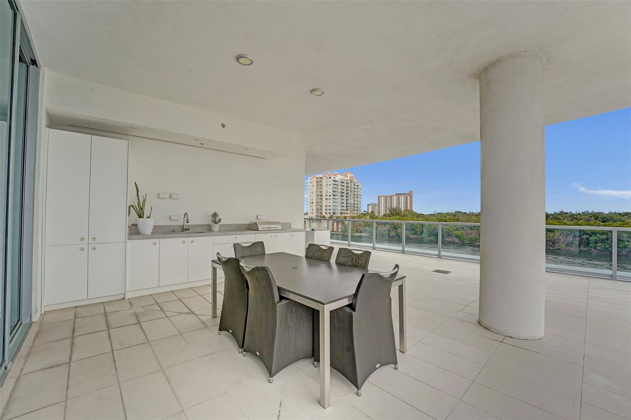 920 Intracoastal #503 Fort Lauderdale, FL 33304