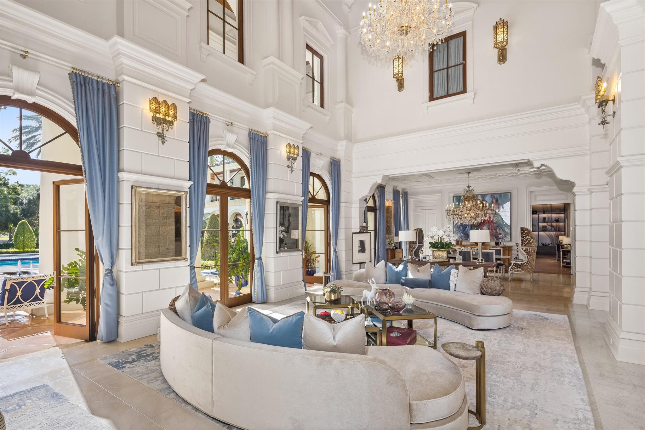 136 Bears Clb Dr Jupiter, FL 33477