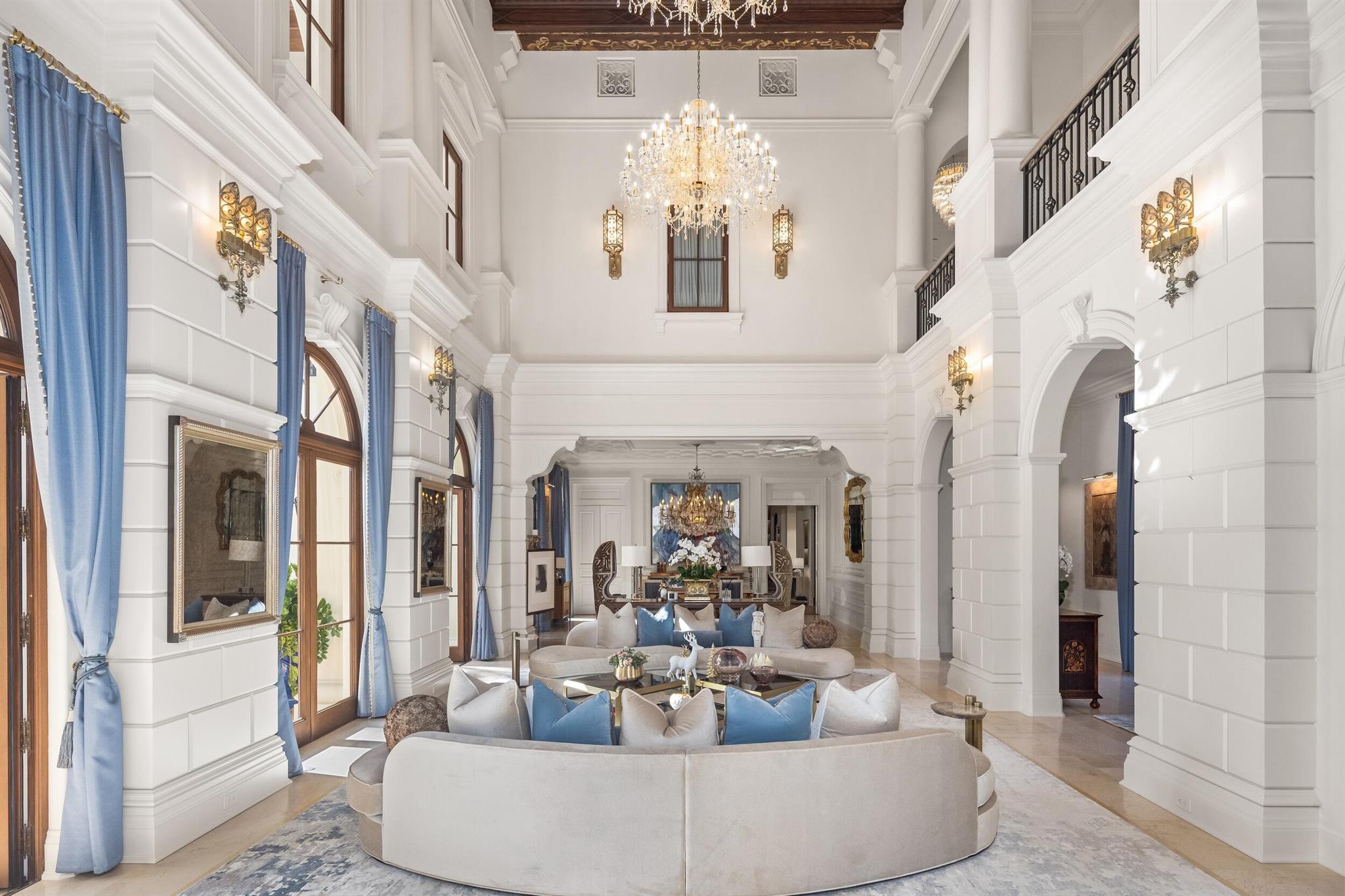 136 Bears Clb Dr Jupiter, FL 33477