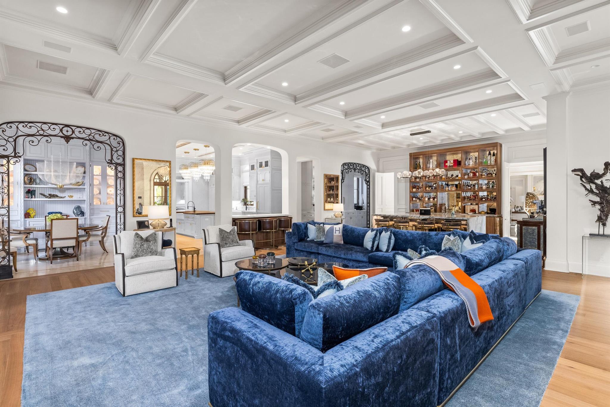 136 Bears Clb Dr Jupiter, FL 33477