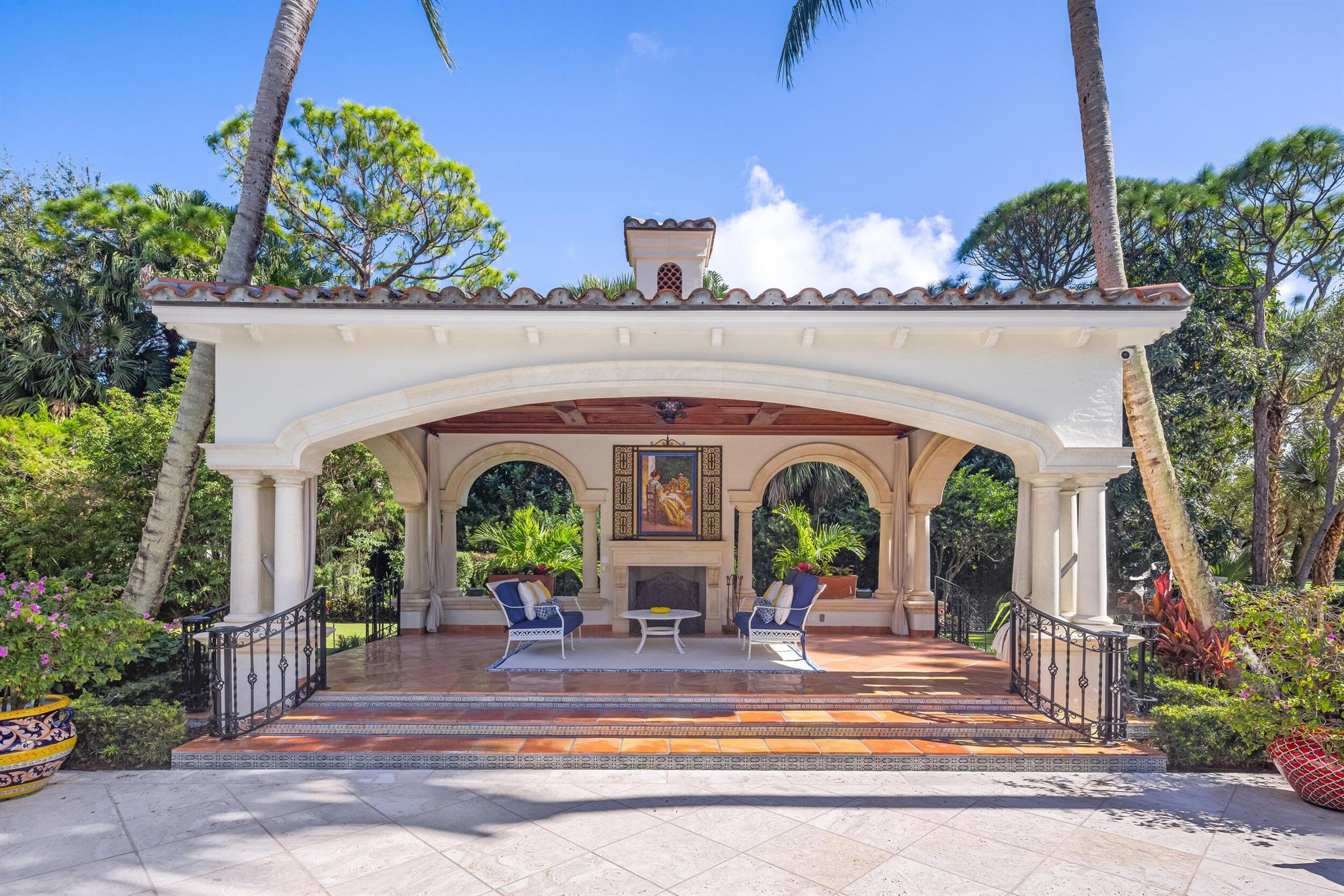 136 Bears Clb Dr Jupiter, FL 33477