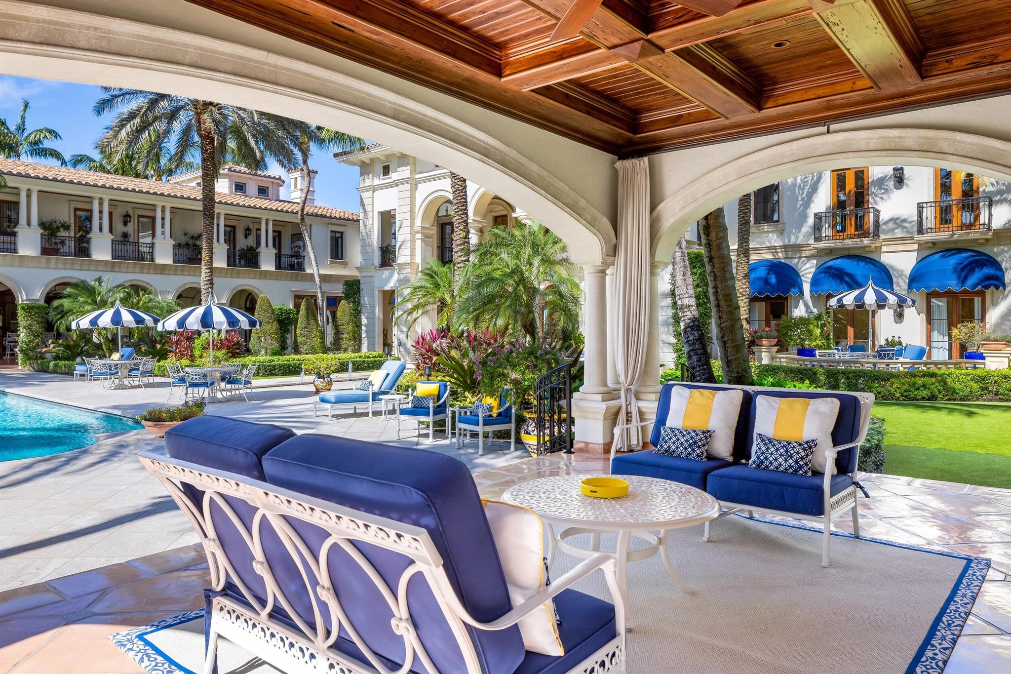 136 Bears Clb Dr Jupiter, FL 33477