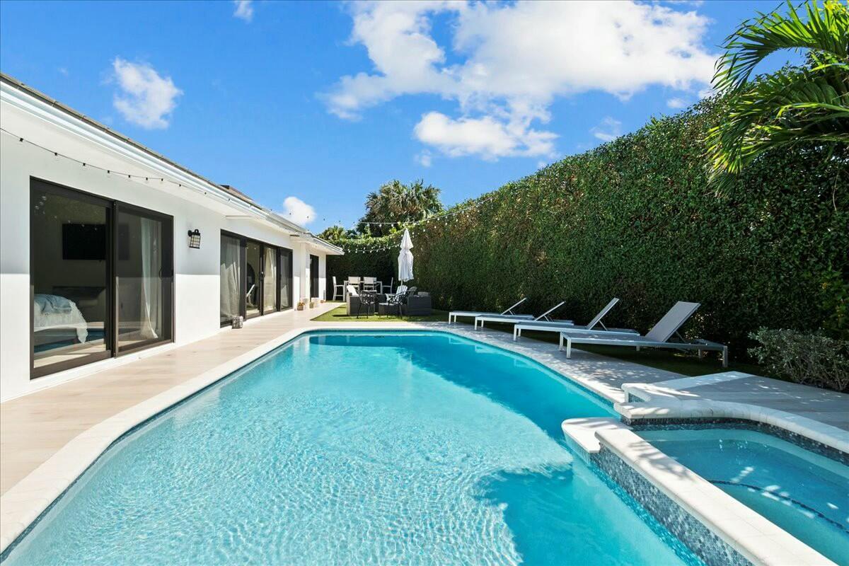 27 Ocean Dr Jupiter, FL 33469