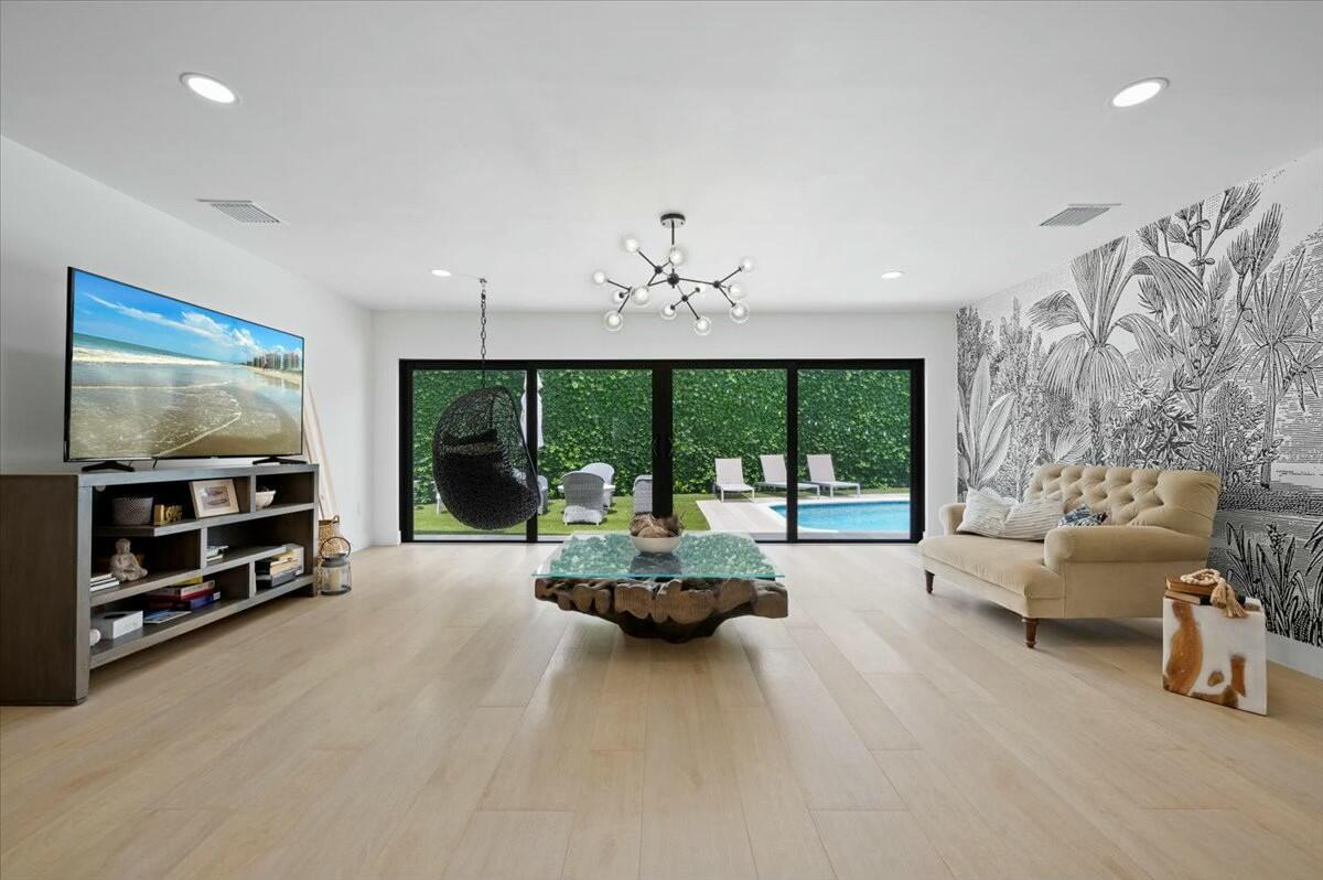 27 Ocean Dr Jupiter, FL 33469