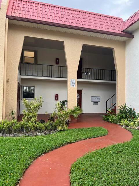 110 Lake Anne Dr #110