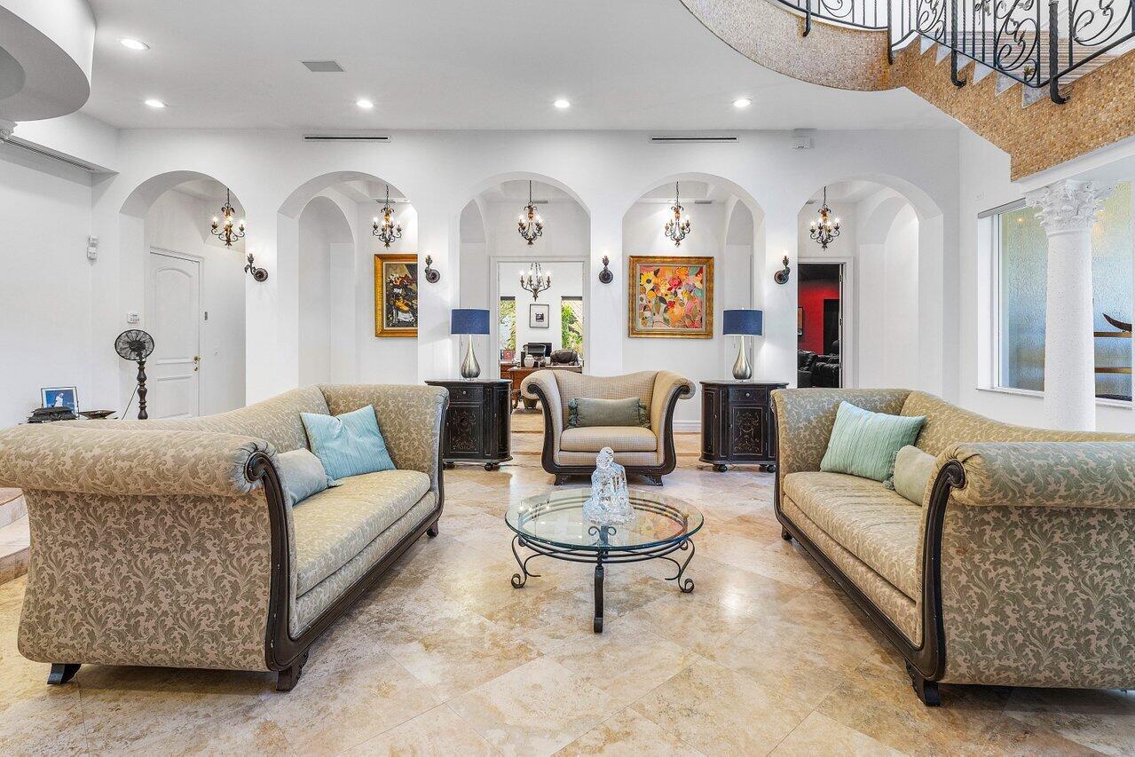 14 E Ocean Ave Ocean Ridge, FL 33435