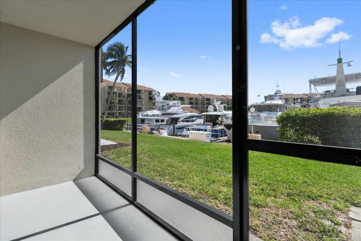 2601 Marina Isle #103 Jupiter, FL 33477
