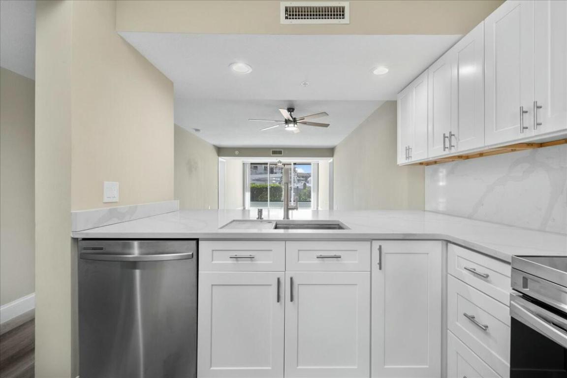 2601 Marina Isle #103 Jupiter, FL 33477