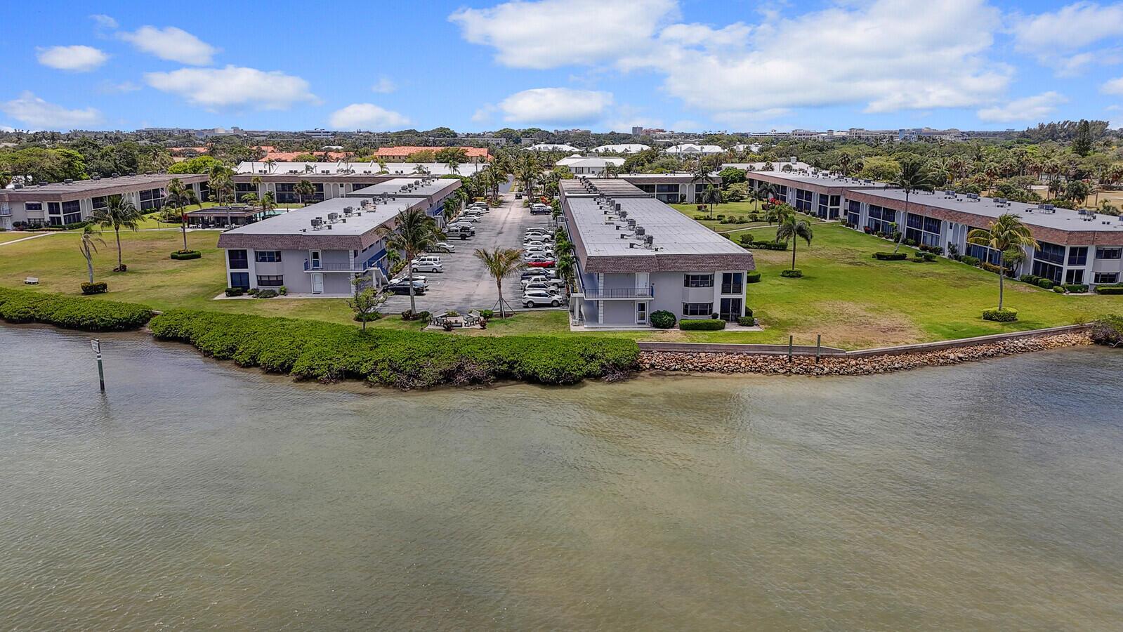 755 Saturn St #C203 Jupiter, FL 33477