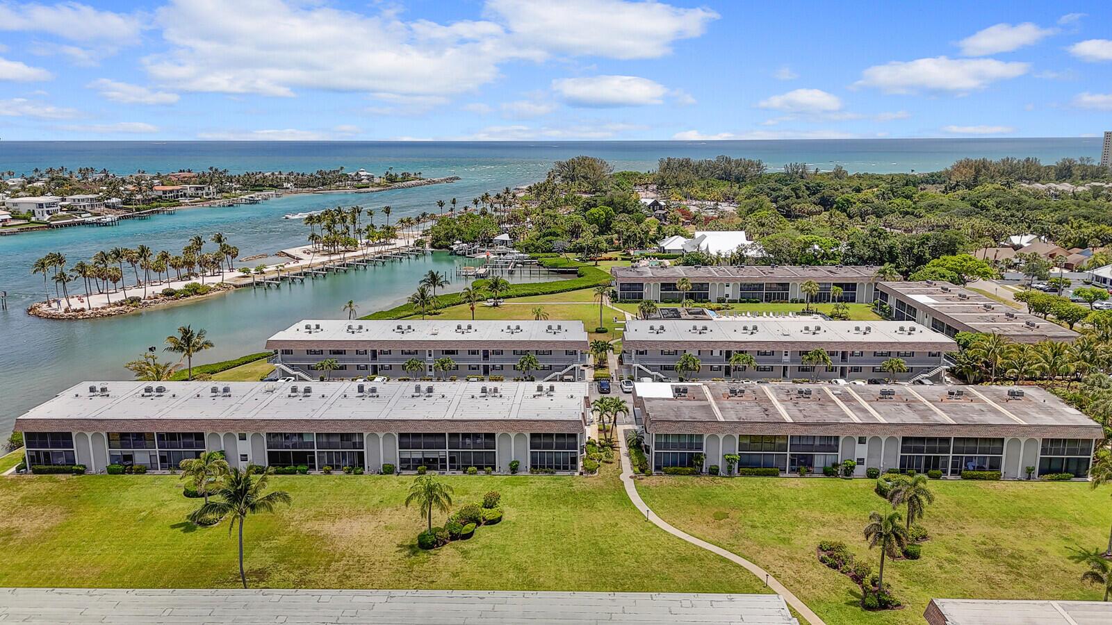 755 Saturn St #C203 Jupiter, FL 33477