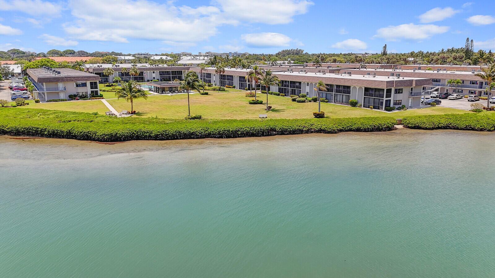 755 Saturn St #C203 Jupiter, FL 33477