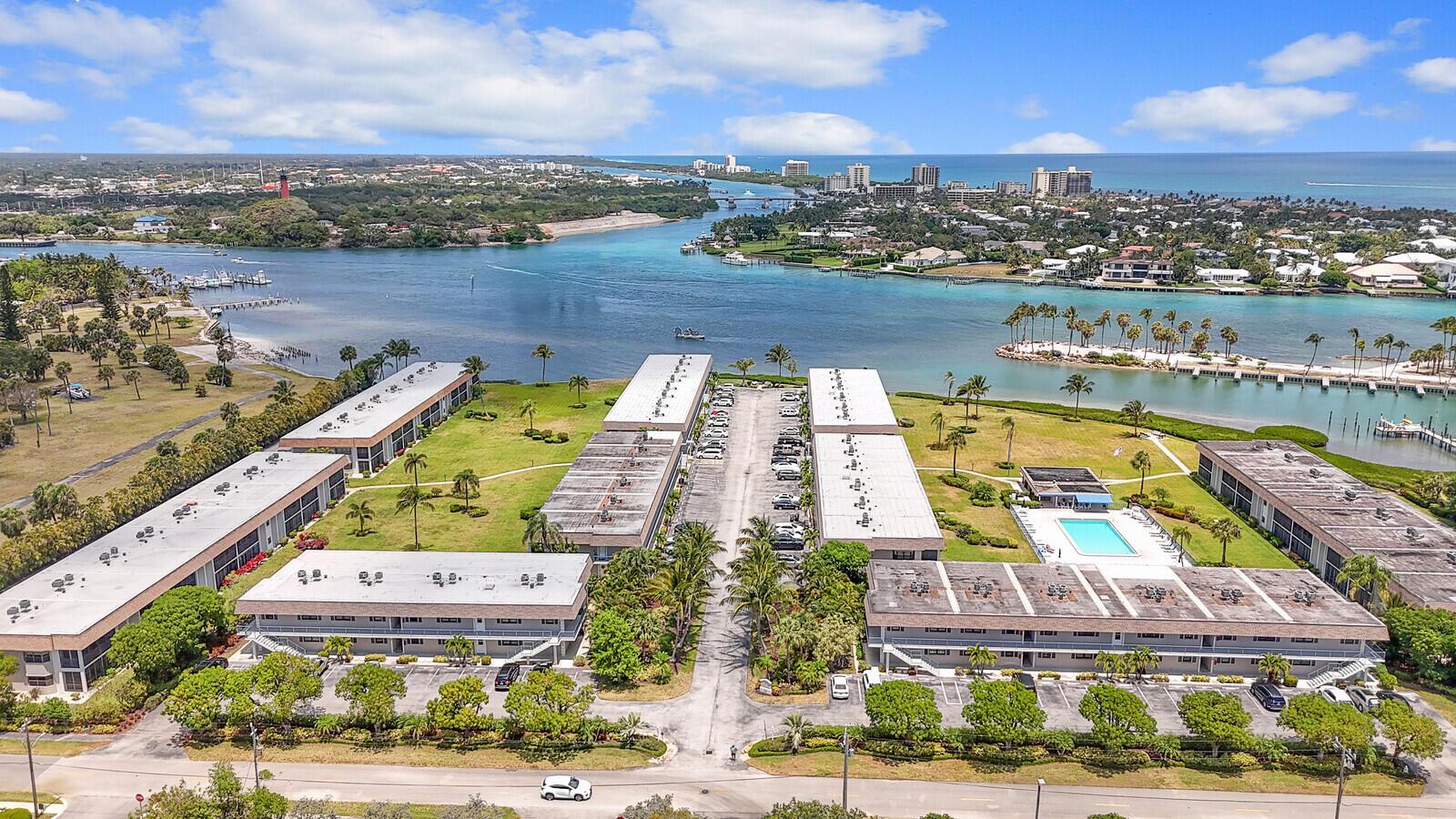 755 Saturn St #C203 Jupiter, FL 33477