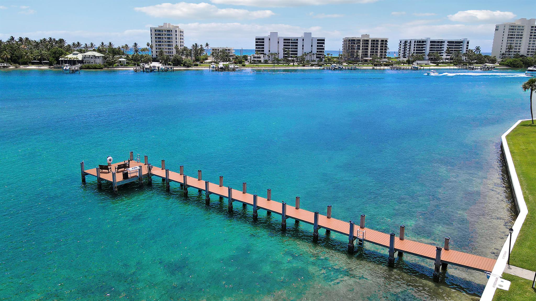 300 Intracoastal Pl #204 Jupiter, FL 33469