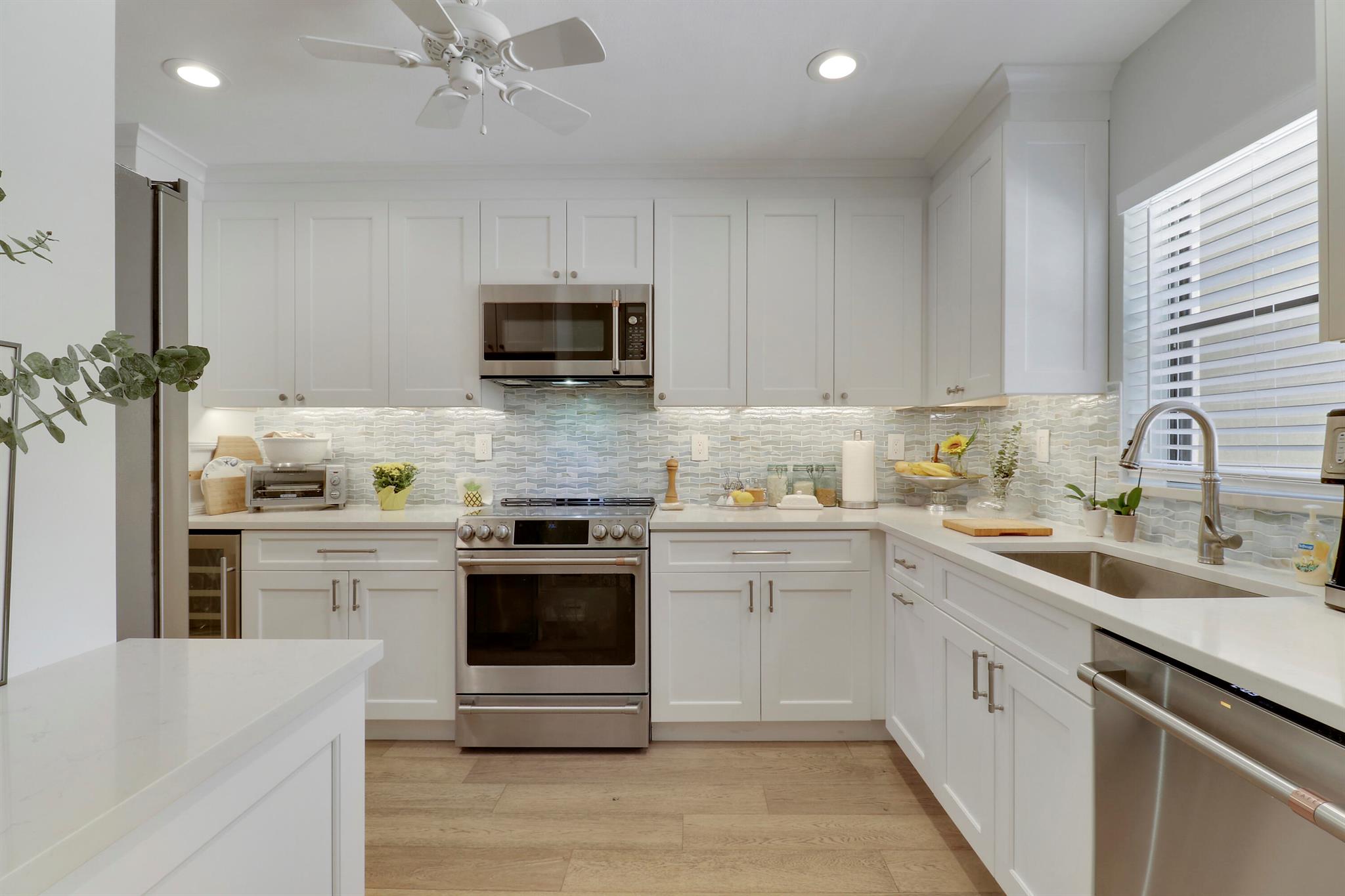 300 Intracoastal Pl #204 Jupiter, FL 33469