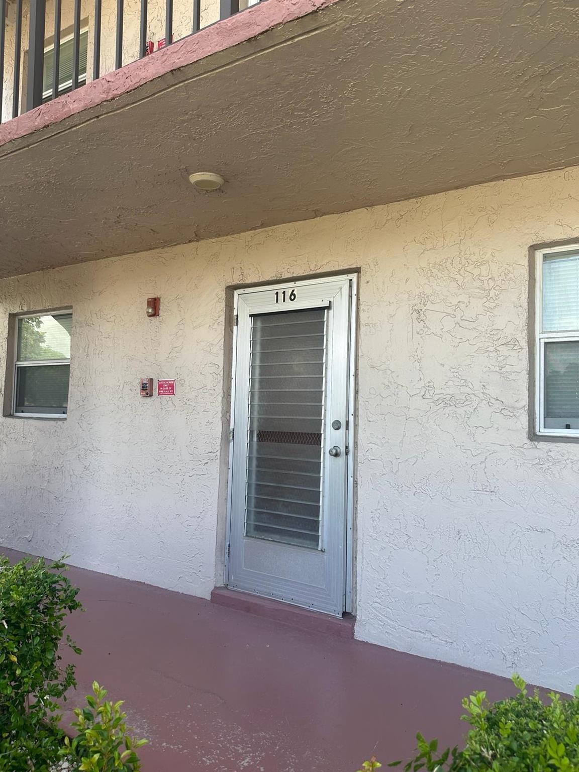 225 Bonnie Blvd #116