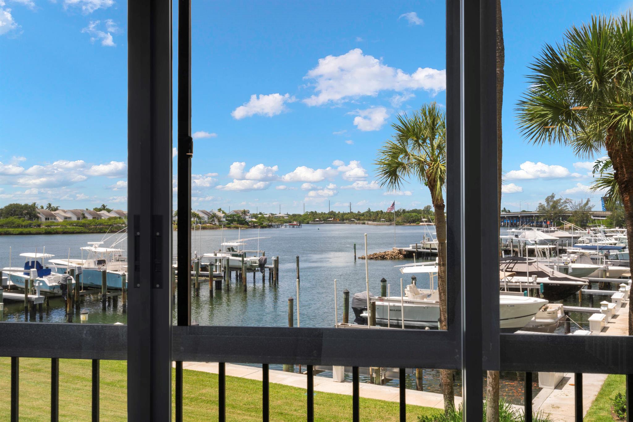 1748 Jupiter Cv Dr #221 Jupiter, FL 33469