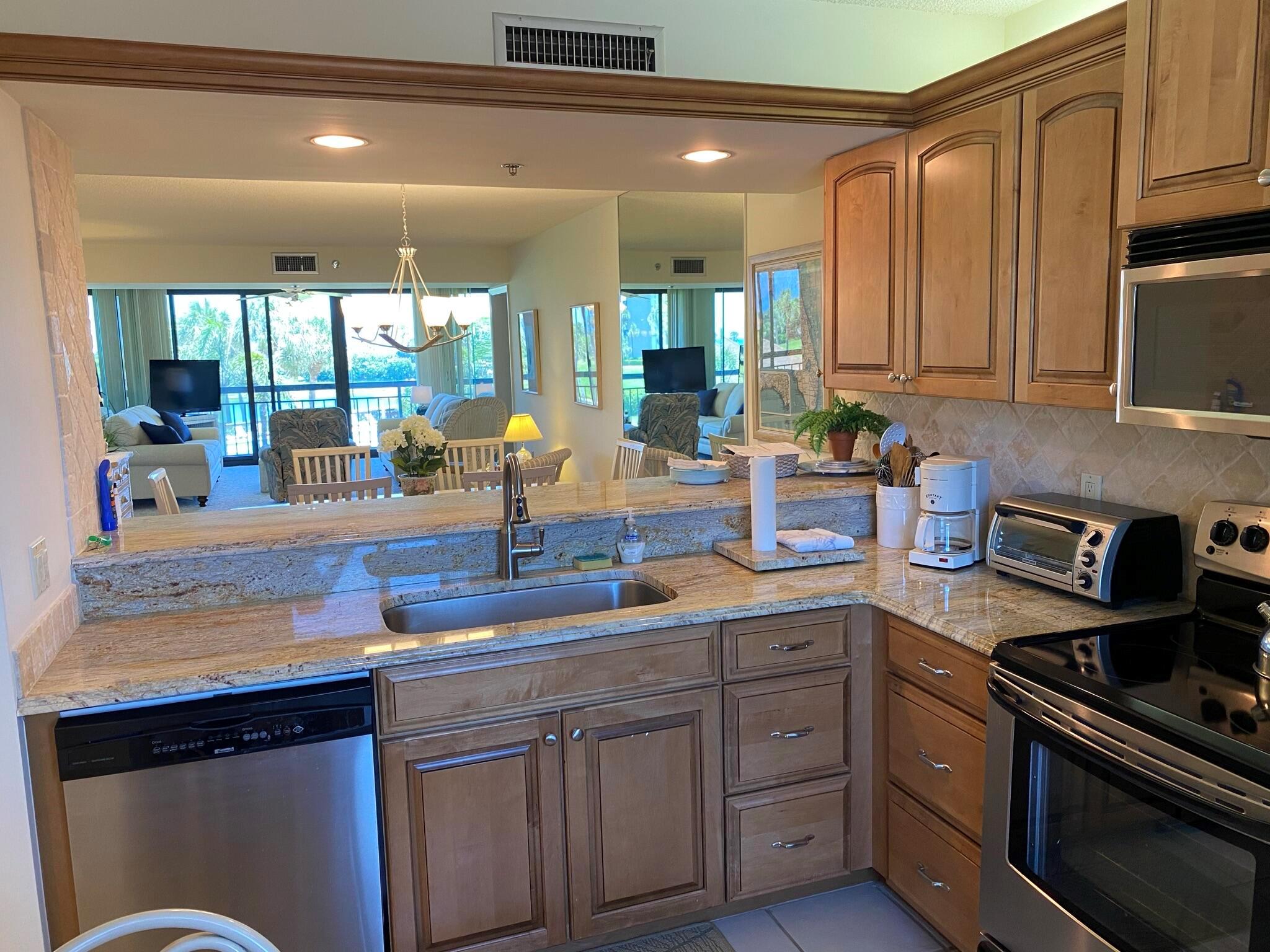 401 S Seas Dr #203 Jupiter, FL 33477