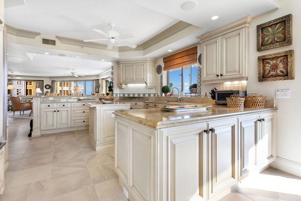 3920 N Ocean Dr #6a Singer Island, FL 33404