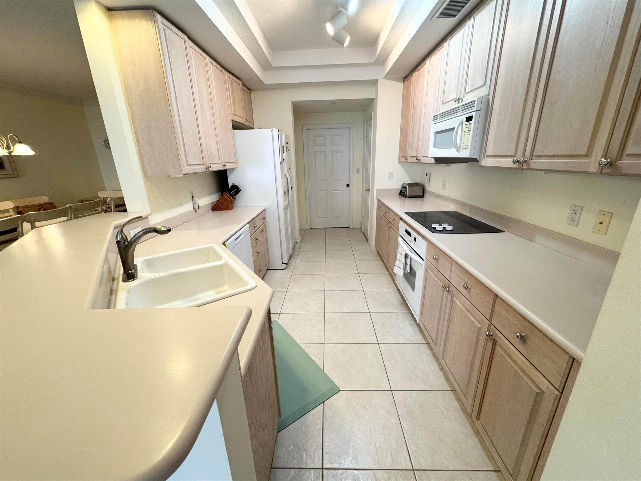 221 Ocean Grande Blvd #407 Jupiter, FL 33477