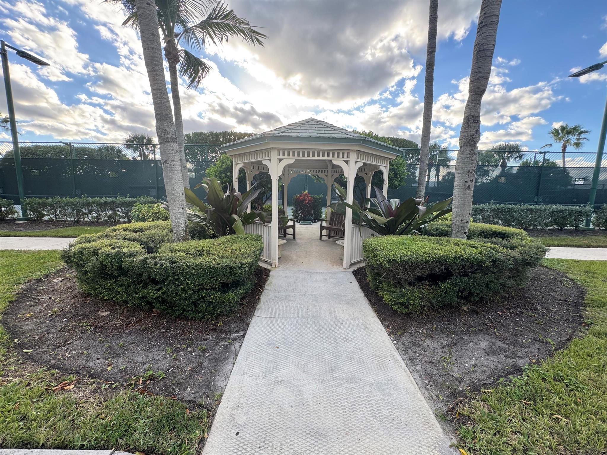 221 Ocean Grande Blvd #407 Jupiter, FL 33477