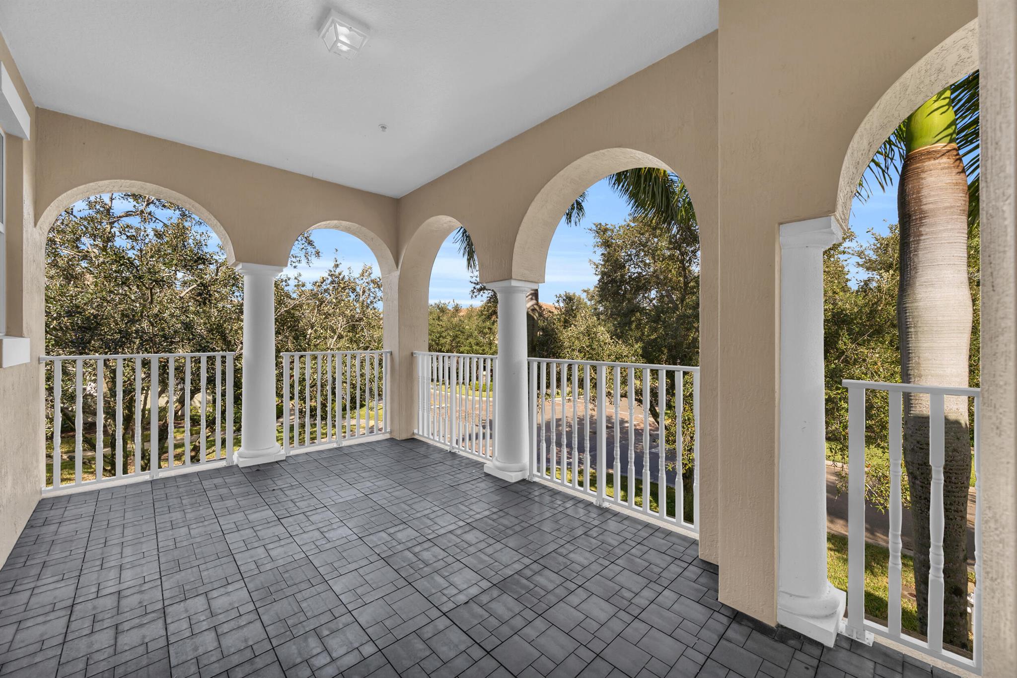 1080 Community Dr Jupiter, FL 33458