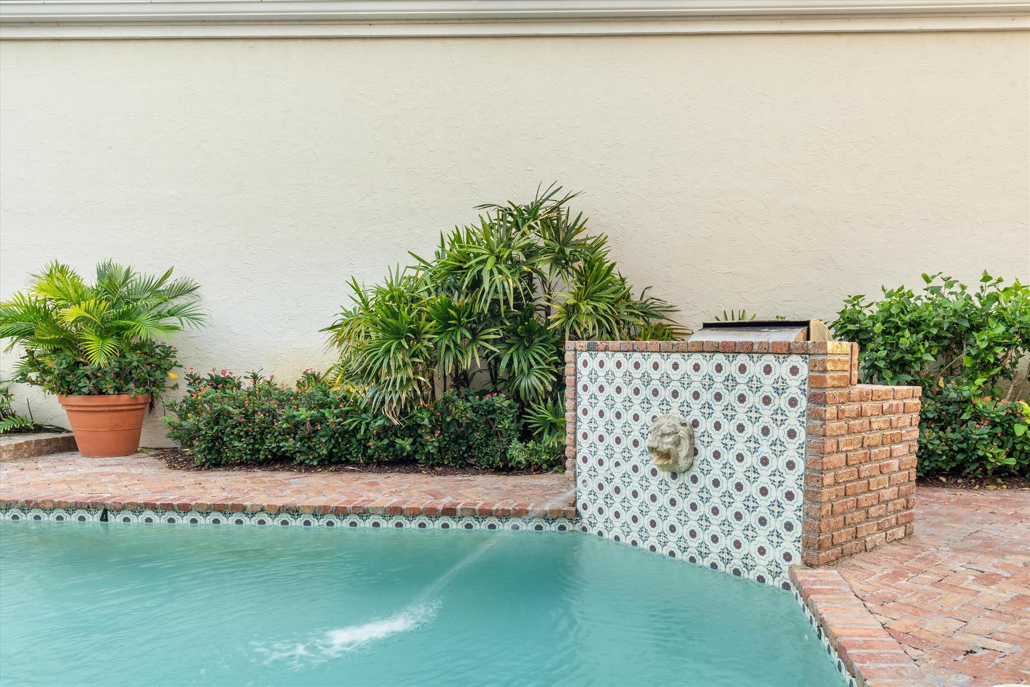 602 Oak Harbour Dr Juno Beach, FL 33408