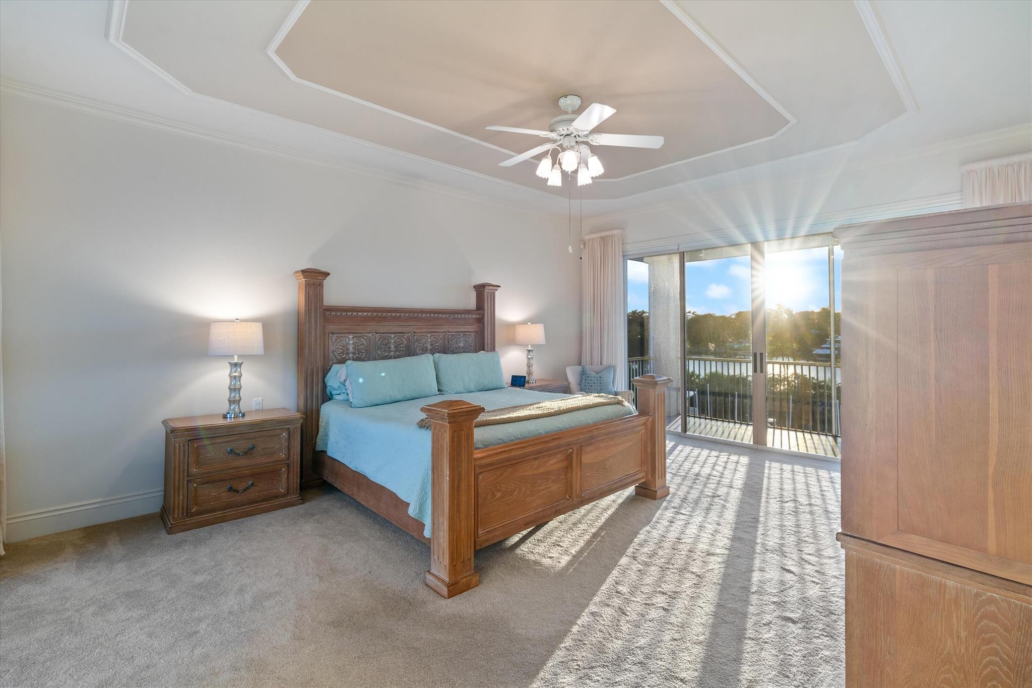 602 Oak Harbour Dr Juno Beach, FL 33408