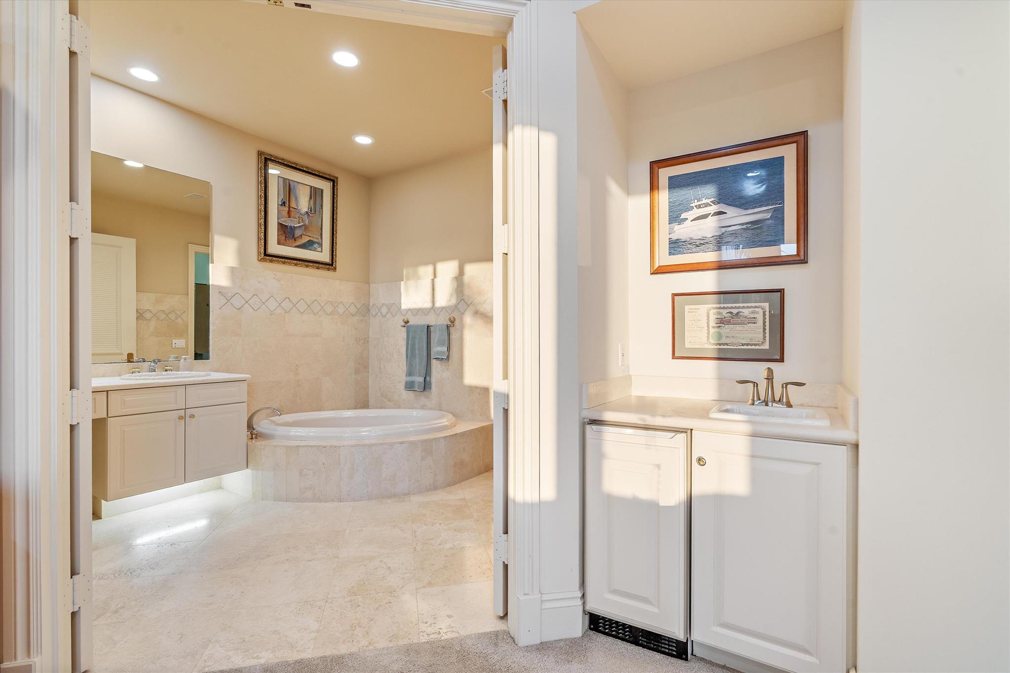 602 Oak Harbour Dr Juno Beach, FL 33408