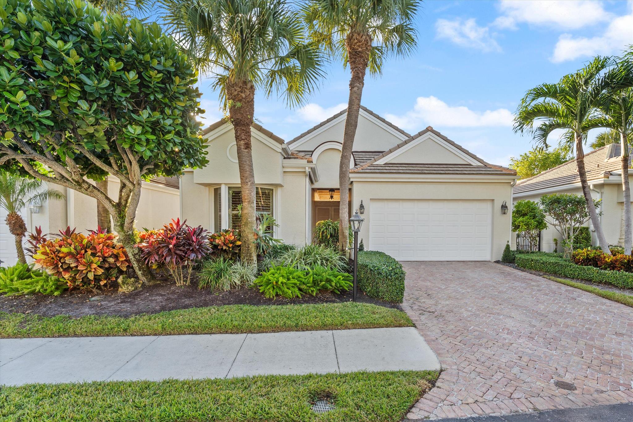 602 Oak Harbour Dr Juno Beach, FL 33408