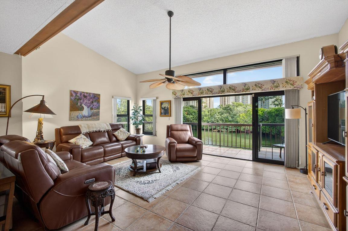 2102 Fairway Jupiter, FL 33477